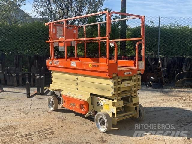 JLG 3246ES Šķerveida pacēlāji