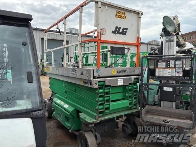 JLG 3246ES Šķerveida pacēlāji