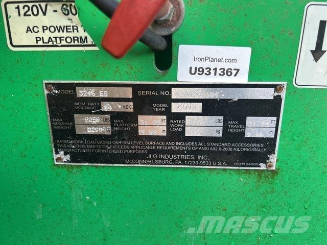 JLG 3246ES Šķerveida pacēlāji
