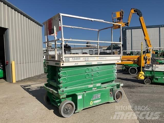 JLG 3248RS Šķerveida pacēlāji