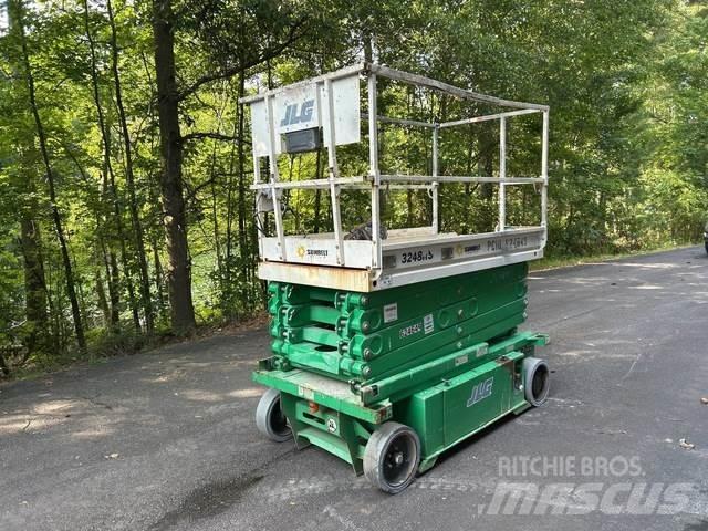 JLG 3248RS Šķerveida pacēlāji