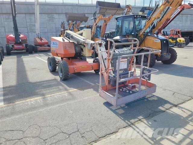 JLG 340AJ Strēles pacēlāji