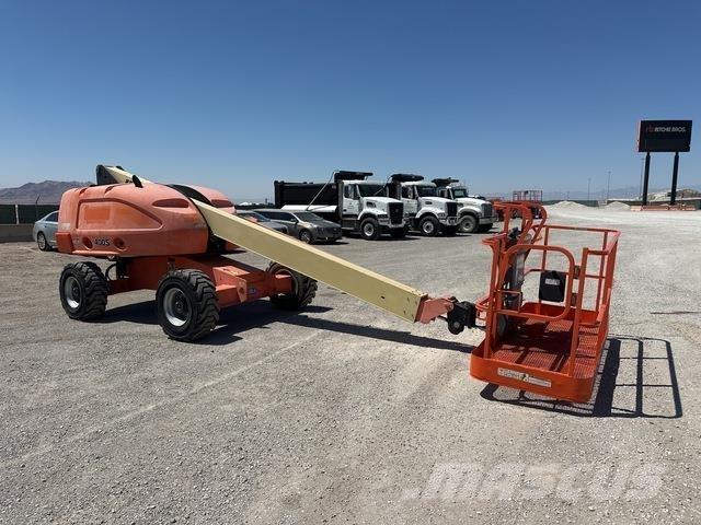 JLG 400S Teleskopiskie pacēlāji