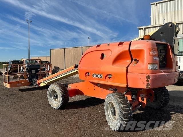 JLG 400S Teleskopiskie pacēlāji