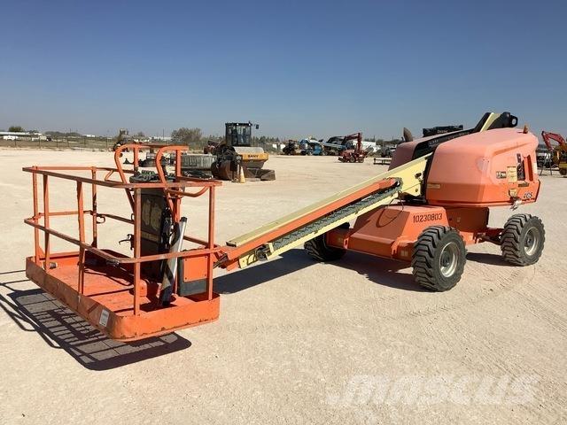 JLG 400S Teleskopiskie pacēlāji