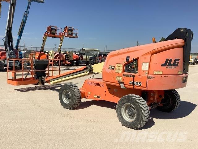 JLG 400S Teleskopiskie pacēlāji