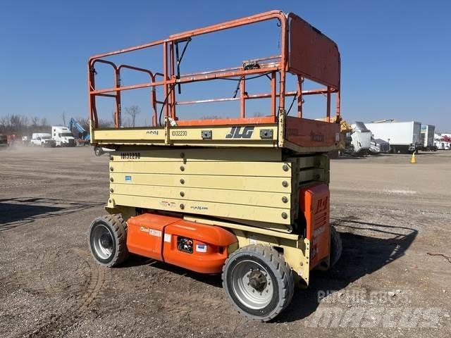 JLG 4069LE Šķerveida pacēlāji