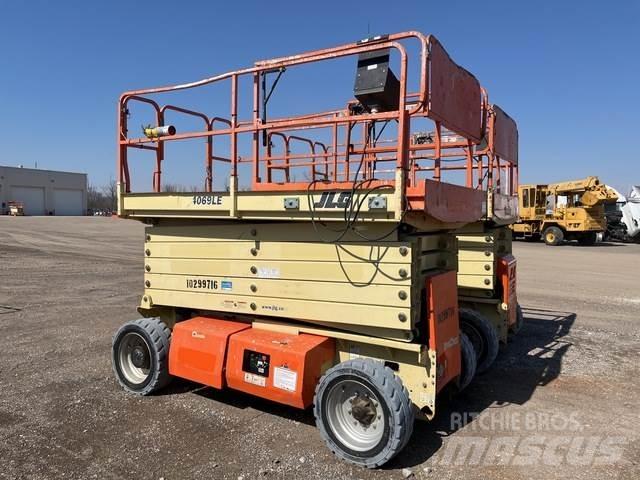 JLG 4069LE Šķerveida pacēlāji