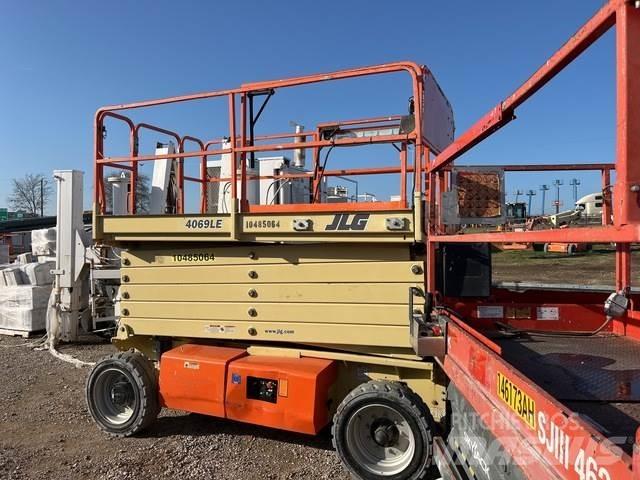 JLG 4069LE Šķerveida pacēlāji