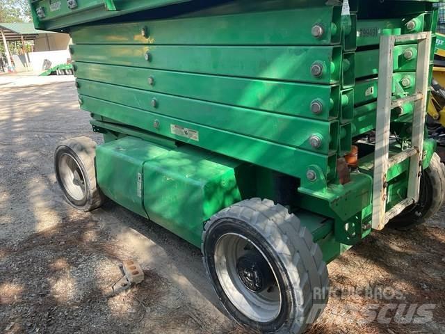 JLG 4069LE Šķerveida pacēlāji