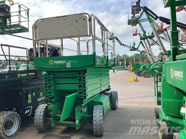 JLG 4069LE Šķerveida pacēlāji