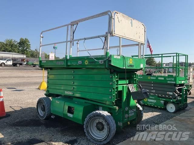 JLG 4069LE Šķerveida pacēlāji