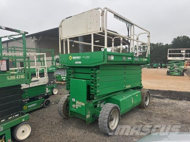 JLG 4069LE Šķerveida pacēlāji