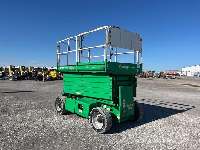 JLG 4069LE Šķerveida pacēlāji