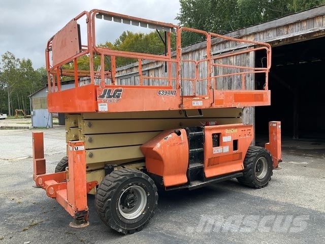 JLG 4394 RT Šķerveida pacēlāji