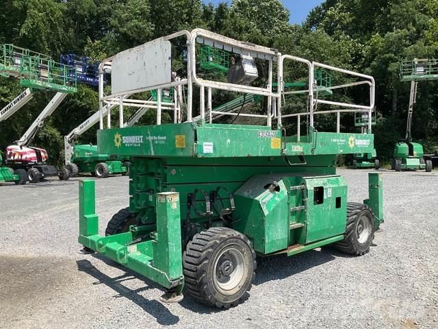 JLG 4394RT Šķerveida pacēlāji
