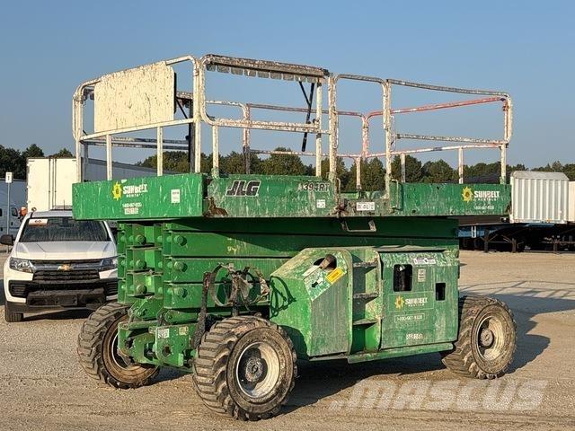 JLG 4394RT Šķerveida pacēlāji