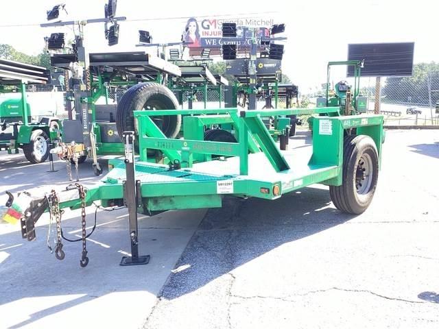 JLG 449 Zemie treileri