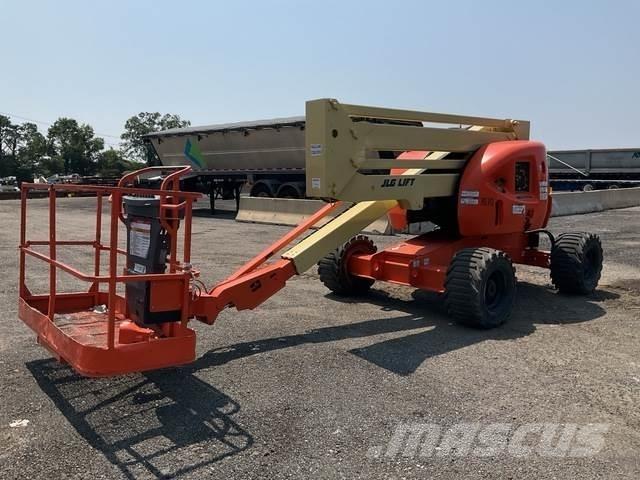 JLG 450A Strēles pacēlāji