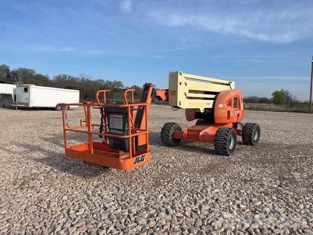 JLG 450AJ Strēles pacēlāji