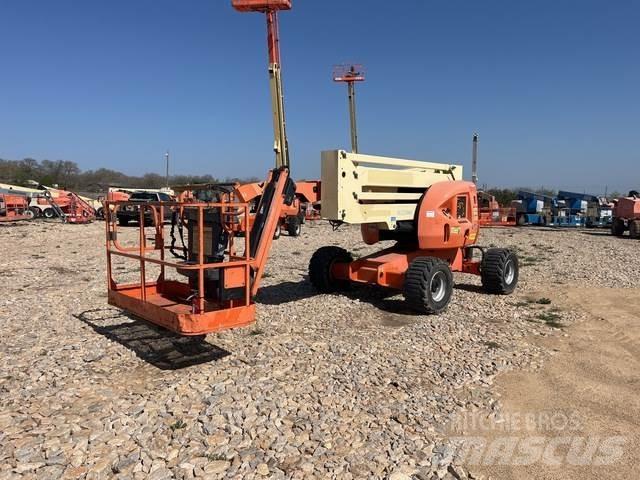 JLG 450AJ Strēles pacēlāji