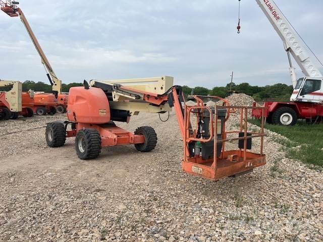 JLG 450AJ Strēles pacēlāji