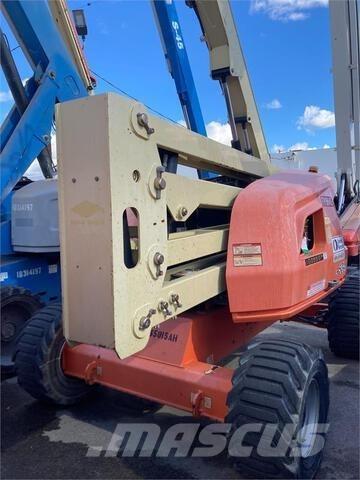 JLG 450AJ Strēles pacēlāji