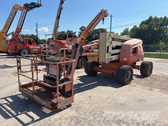 JLG 450AJ Strēles pacēlāji