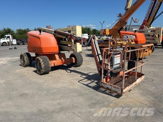 JLG 450AJ Strēles pacēlāji