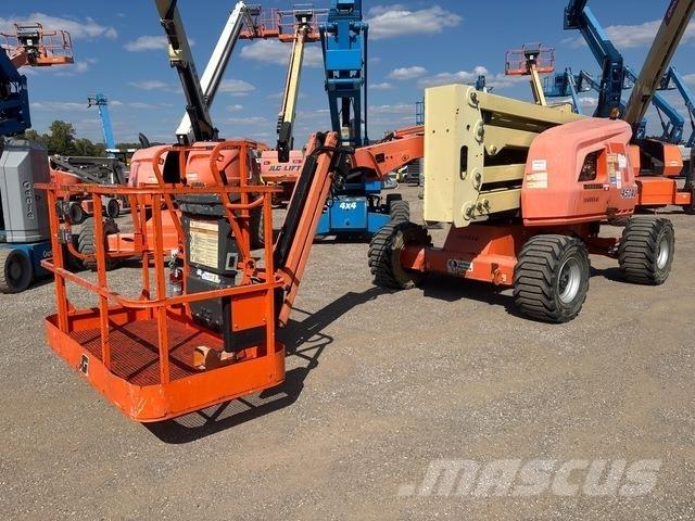 JLG 450AJ Strēles pacēlāji