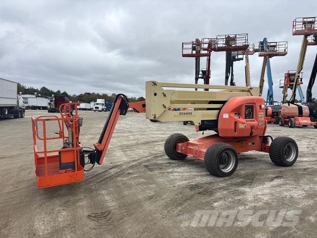 JLG 450AJ Strēles pacēlāji