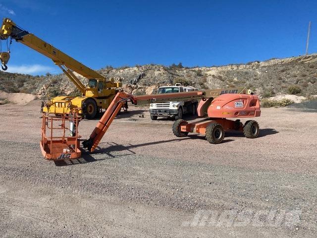 JLG 460SJ Strēles pacēlāji