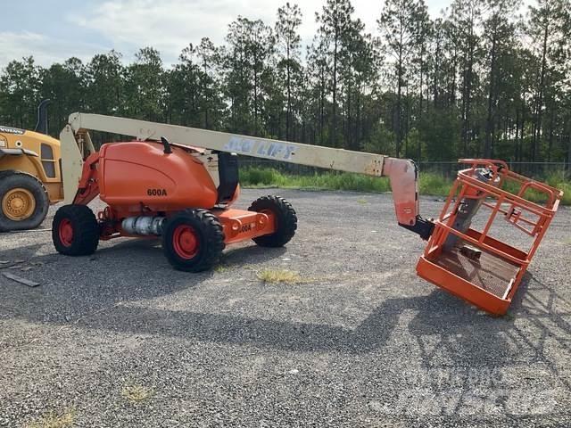JLG 600A Strēles pacēlāji