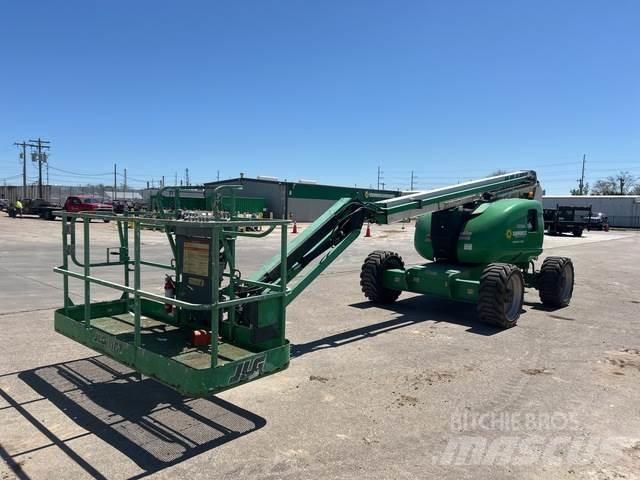 JLG 600AJ Strēles pacēlāji