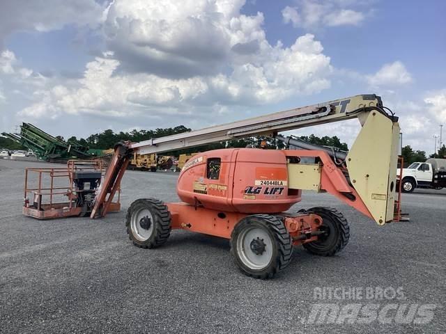 JLG 600AJ Strēles pacēlāji