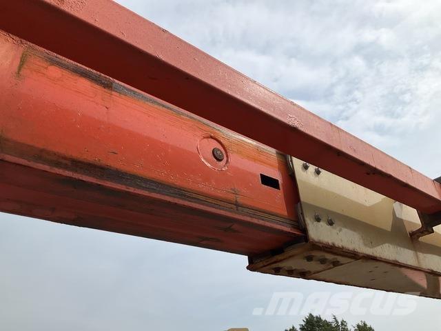 JLG 600AJ Strēles pacēlāji