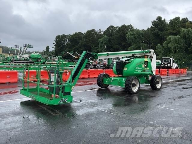 JLG 600AJ Strēles pacēlāji