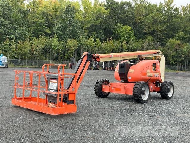 JLG 600AJ Strēles pacēlāji