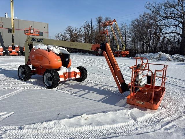 JLG 600AJ Strēles pacēlāji