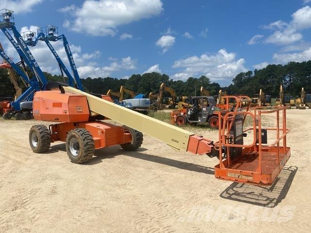 JLG 600S Teleskopiskie pacēlāji