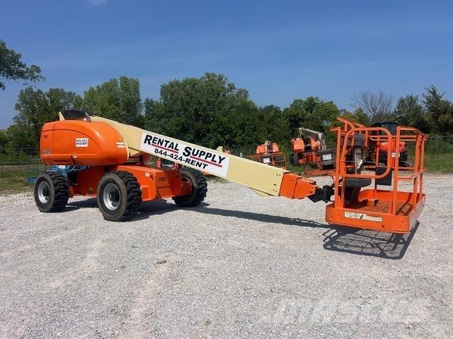 JLG 600S Teleskopiskie pacēlāji