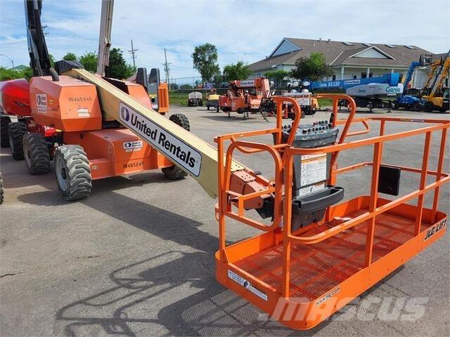 JLG 600S Teleskopiskie pacēlāji