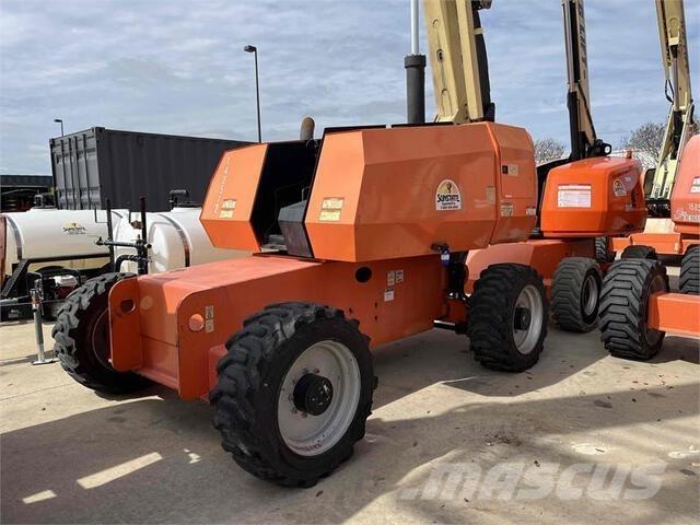 JLG 600S Teleskopiskie pacēlāji
