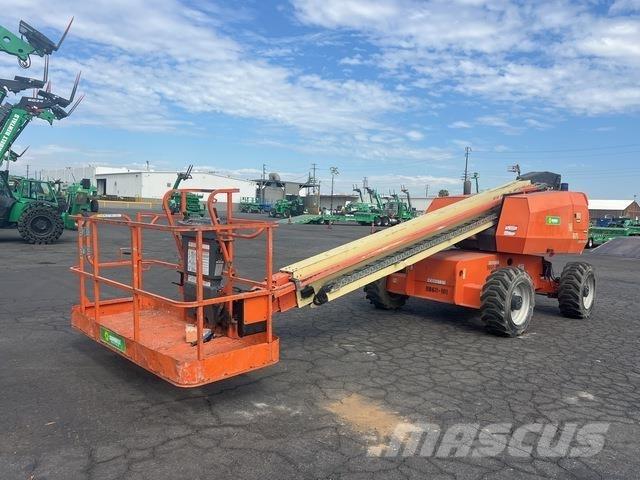 JLG 600S Teleskopiskie pacēlāji