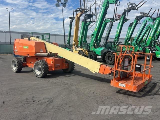 JLG 600S Teleskopiskie pacēlāji