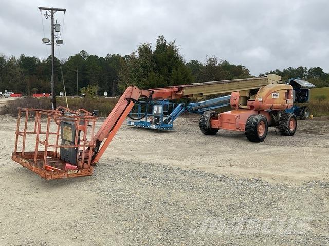 JLG 600S Strēles pacēlāji