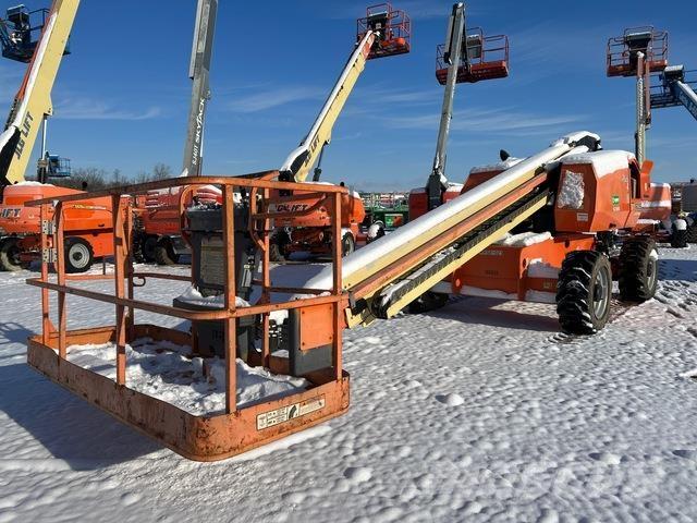JLG 600S Teleskopiskie pacēlāji