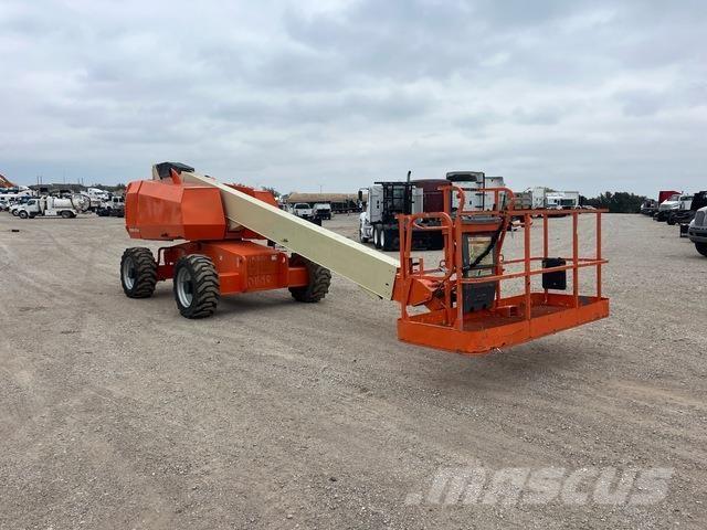 JLG 600S Teleskopiskie pacēlāji