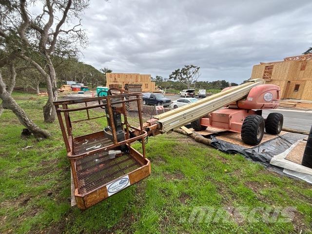 JLG 600S Teleskopiskie pacēlāji