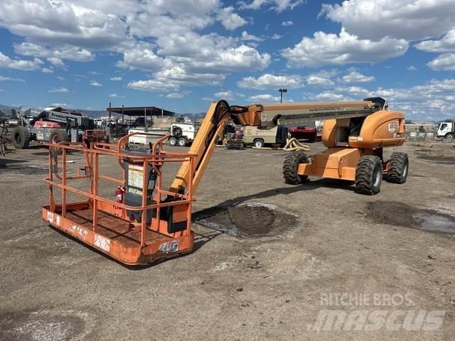 JLG 600SJ 4X4 Strēles pacēlāji